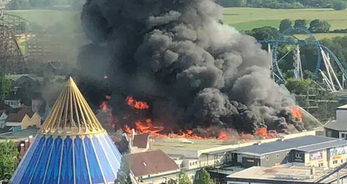 Сильный пожар произошёл на территории парка развлечений "Европа-парк" на юго-западе Германии